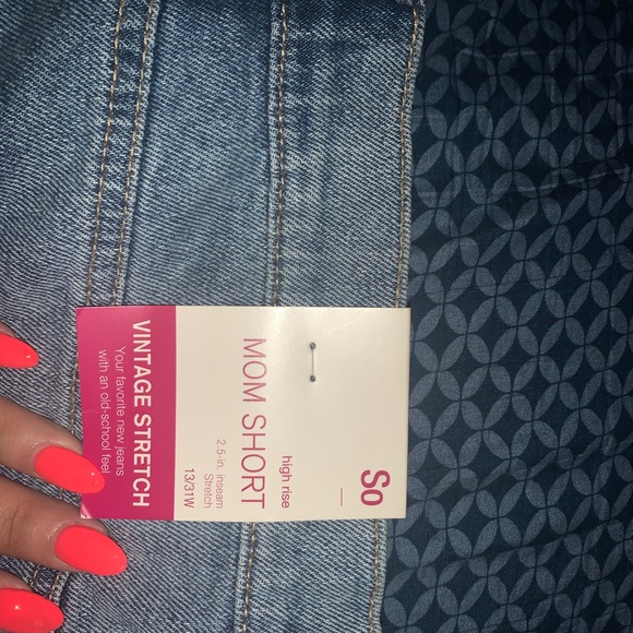 Blue denim mom shorts - Picture 3 of 3